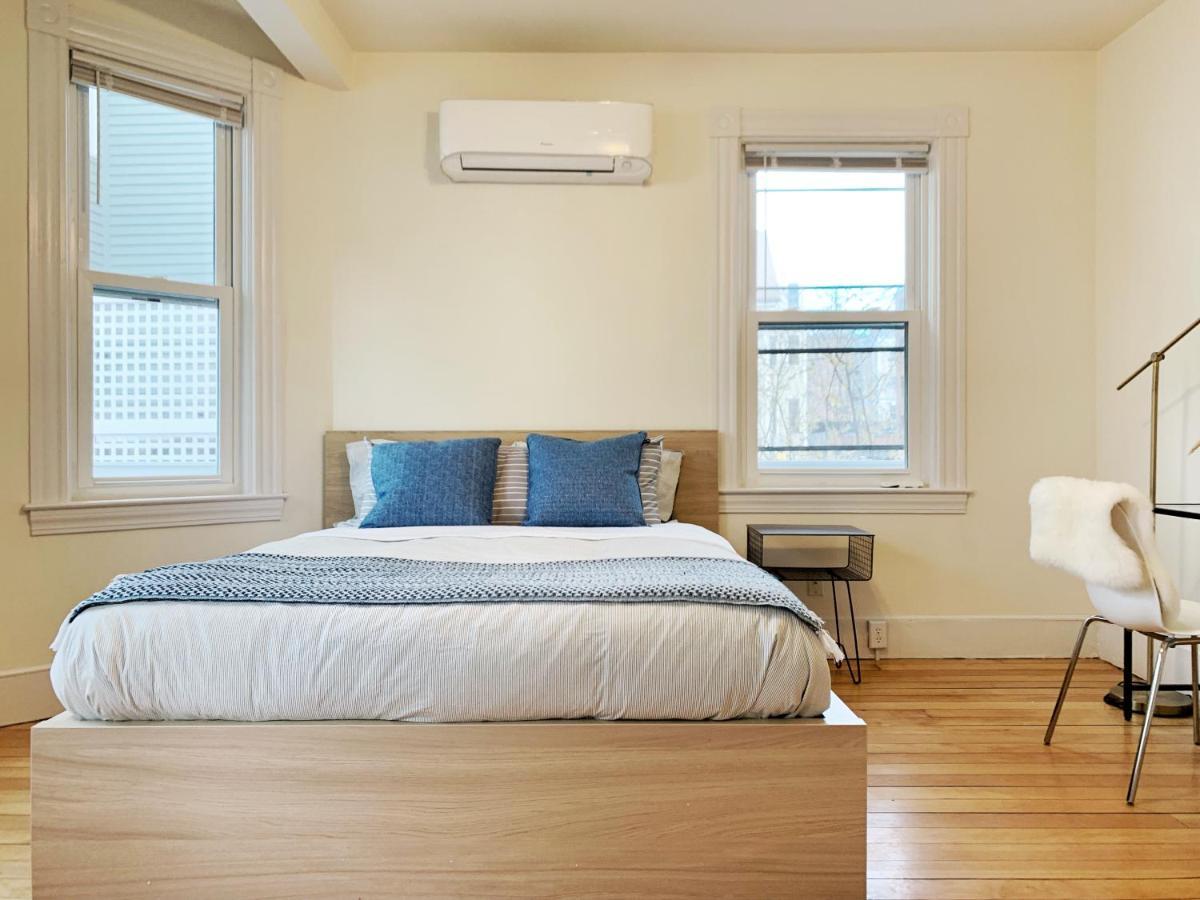 4 Bedroom Condo At Harvard Square And Harvard University Кембридж Екстер'єр фото